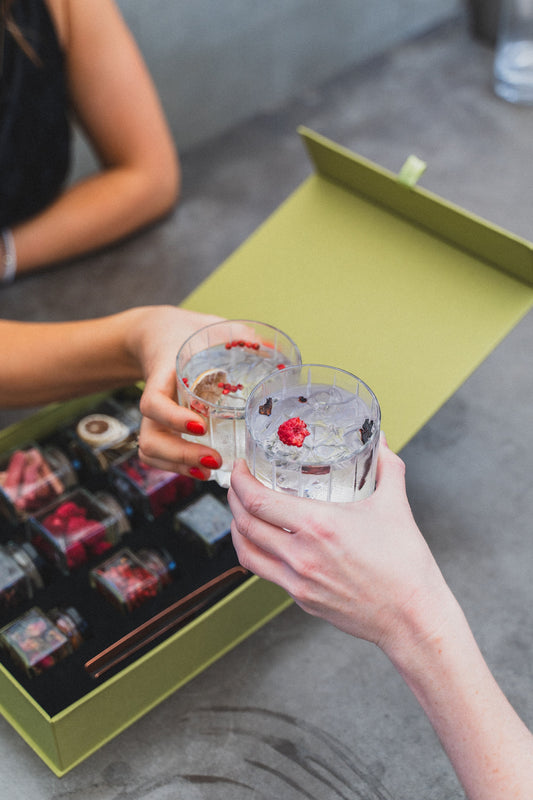 BOTANICAL GARNISH KIT